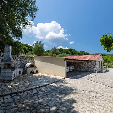 ισόγειο Διαμέρισμα