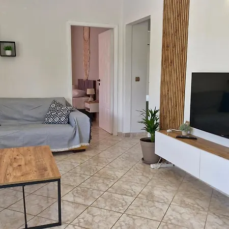 Arte Margarita Apartment *